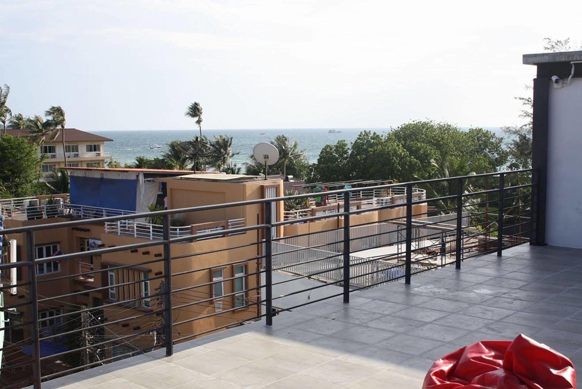 Indie Hostel - Тау Экстерьер фото